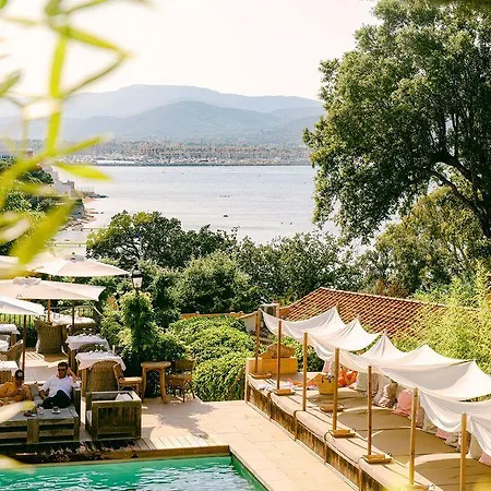 ラ バスティード ダントワーヌ 4*