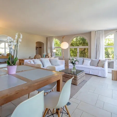 La Bastide D'antoine سان تروبيه