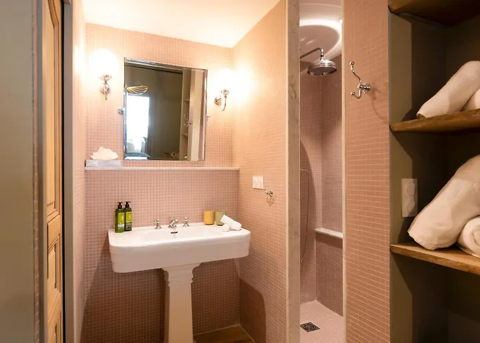 La Bastide D'antoine מלון 4*