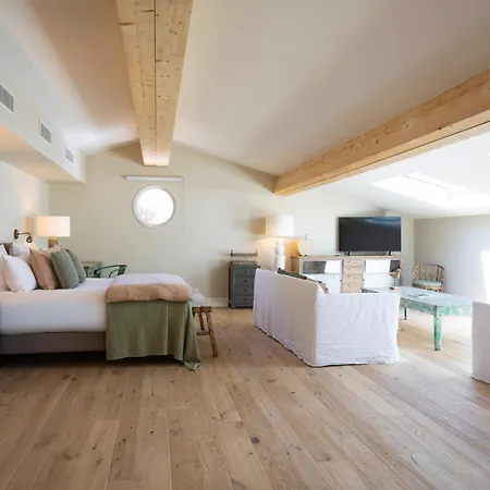 La Bastide D'antoine فندق 4*