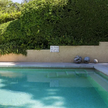 فندق La Bastide D'antoine 4*