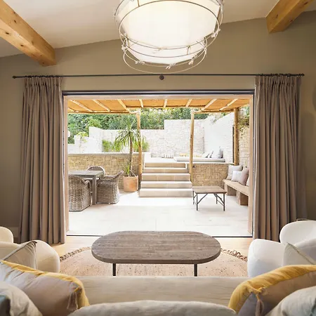 Готель La Bastide D'antoine 4*