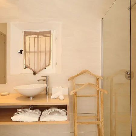 호텔 La Bastide D'antoine 4*